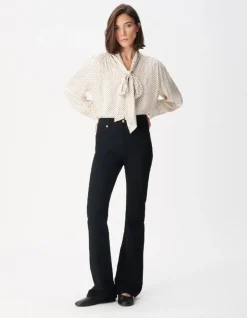 Blouse écrue satinée motif pois col lavallière Femme