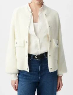 Cardigan blanc tricot duveteux poches à rabat pressionné Femme