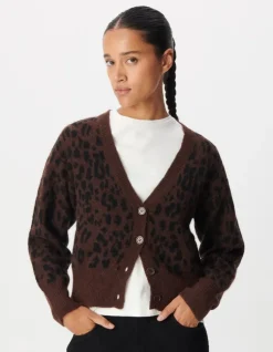 Cardigan marron tricot motif léopard Femme