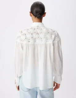 Chemise fluide blanche détails fleurs Femme