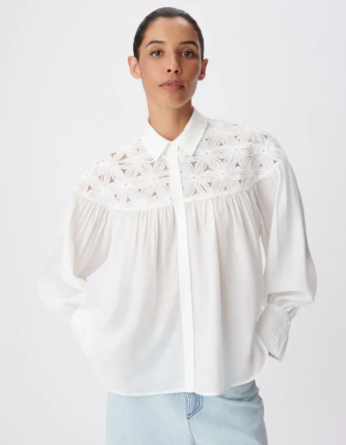Chemise fluide blanche détails fleurs Femme