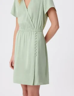 Robe fluide verte forme cache-coeur Femme