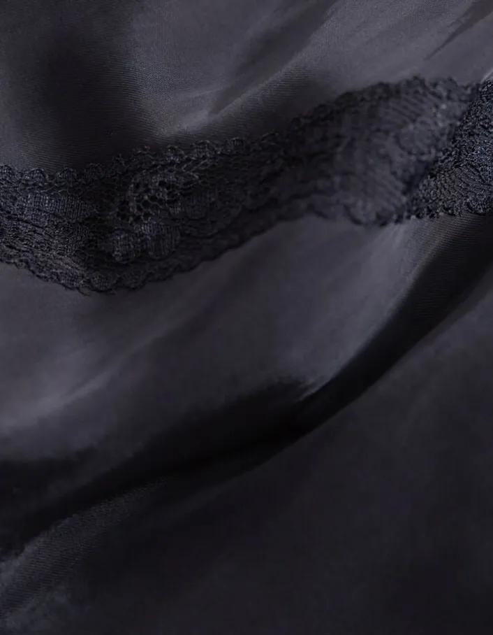 Top caraco fines bretelles noir dentelle Femme