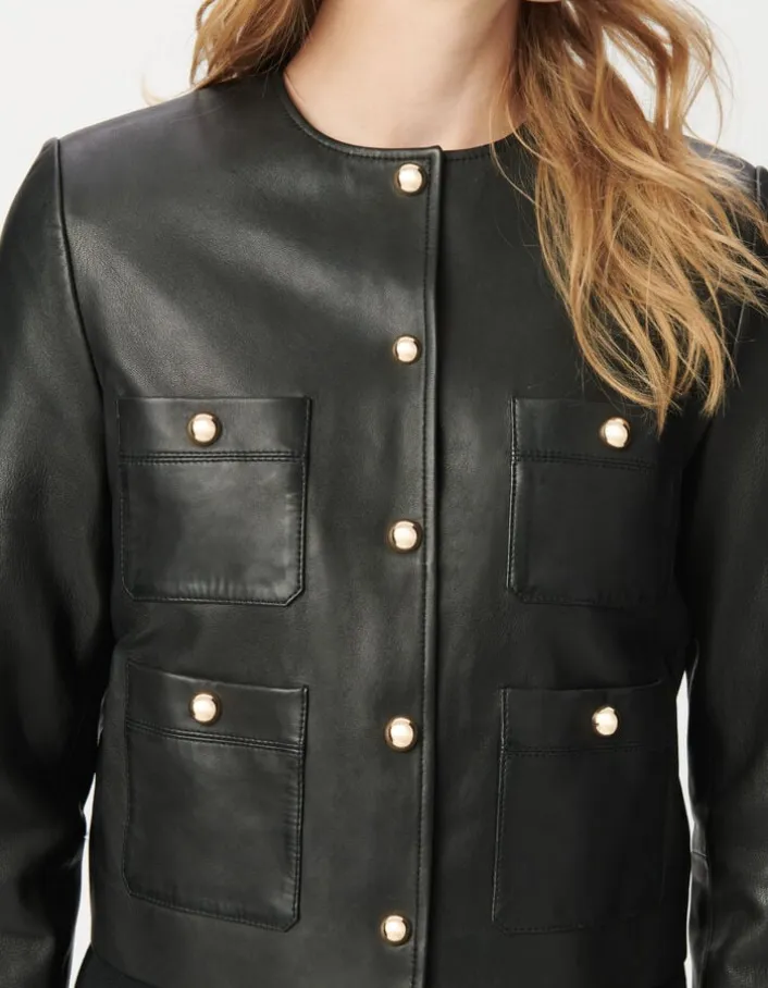 Veste courte noire en cuir quatre poches plaquées Femme